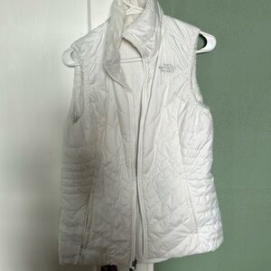 Woman’s North Face vest